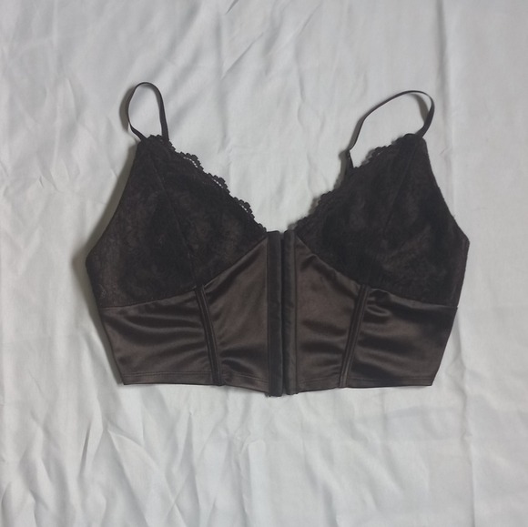 Hesperus black satin and lace top - Picture 1 of 3
